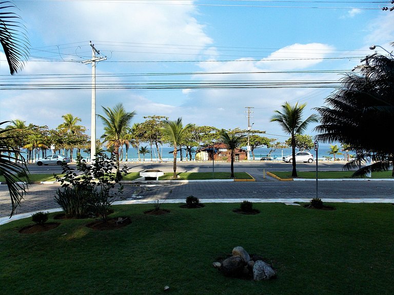 Dúplex Frente Mar na Praia Grande - REF JS06H