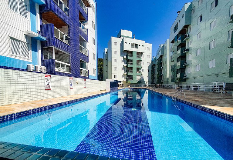 Linda Unidade com Piscina Aquecida - REF JS56H