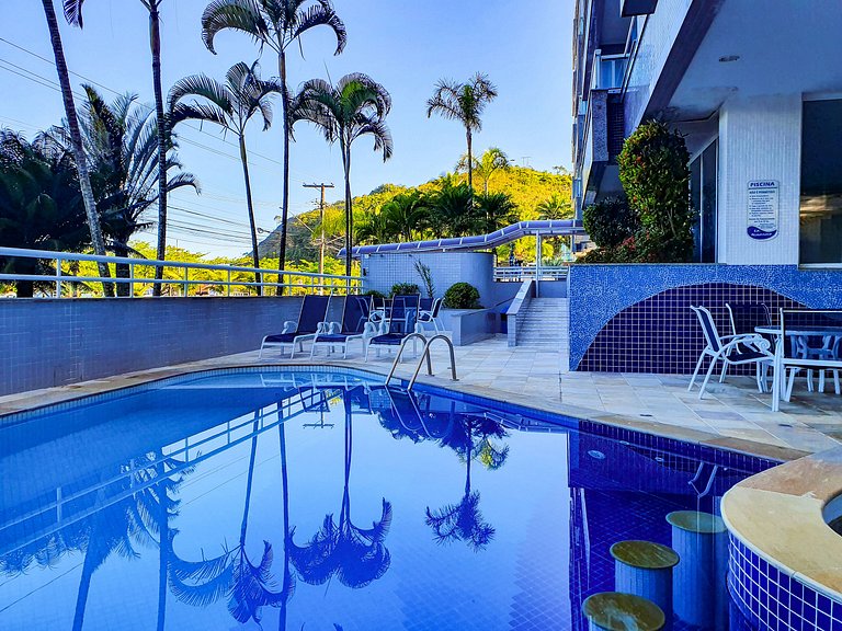 Luxury Beachfront Penthouse - REF WR01H