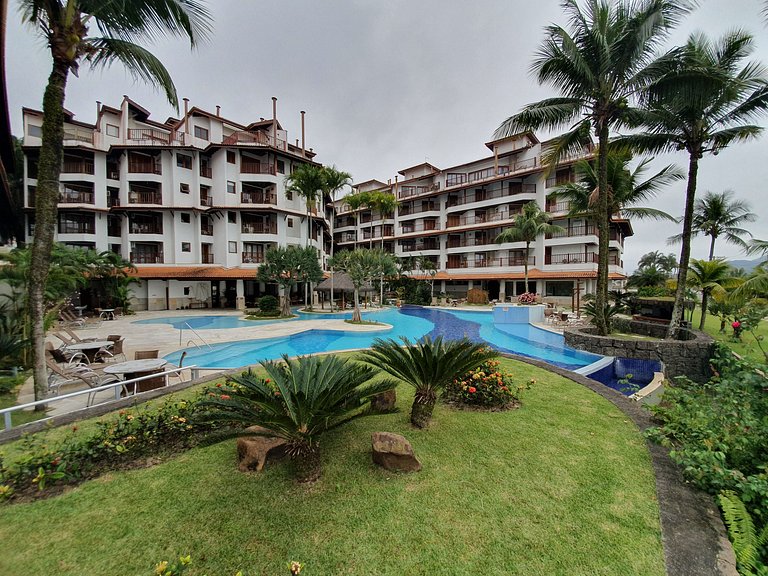 Unidade de Altíssimo padrão no Resort Grand Bali - REF 0100