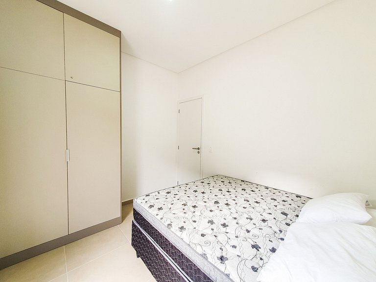 Apart with Sauna in the Condominium - REF JS37H