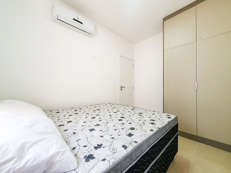 Apart with Sauna in the Condominium - REF JS37H