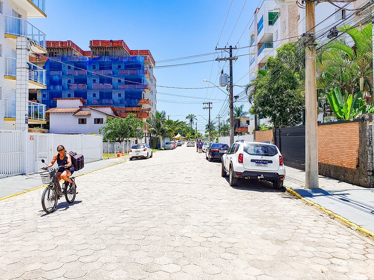 Apartamento na Praia das Toninhas - REF PR03H