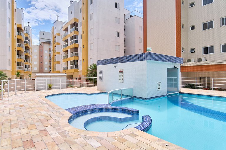 Ap na Praia Grande à 70 metros do mar - REF PV06H