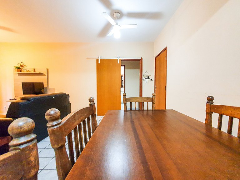 Apartamento à 50 metros do mar - REF KO02H
