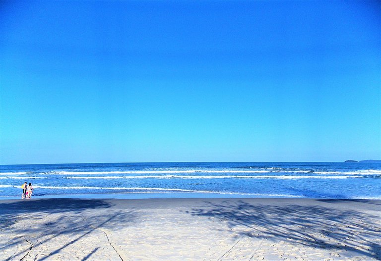 Apartamento à 50 metros do mar - REF KO02H