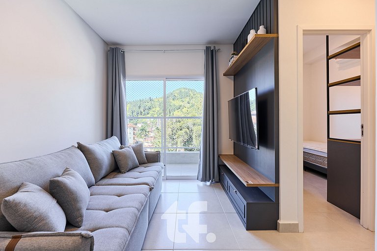 Apartamento com 2Q com ar condicionado, Toninhas, Ubatuba -