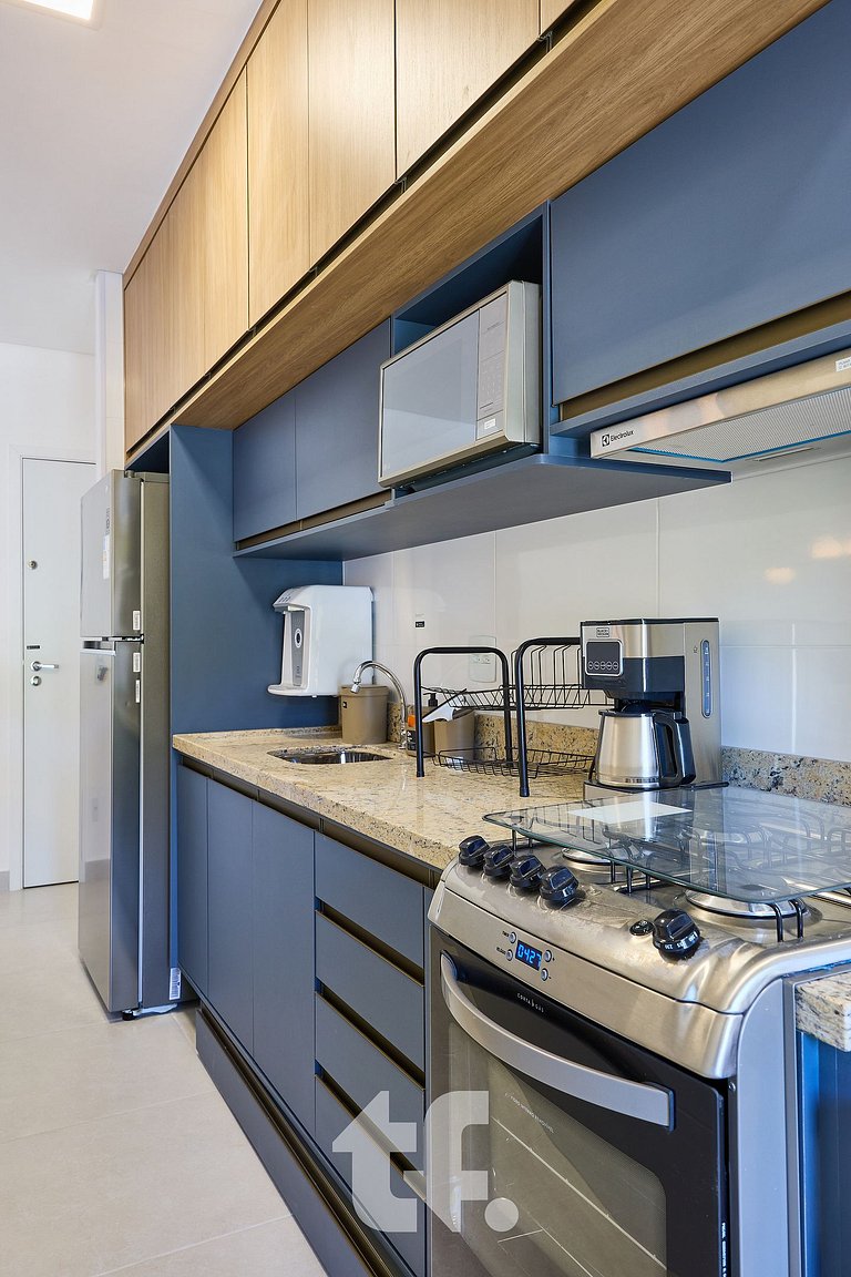 Beautiful Apartment on Toninhas Beach - REF LY06H