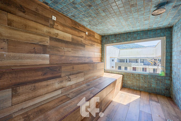 Beautiful Apartment on Toninhas Beach - REF LY06H