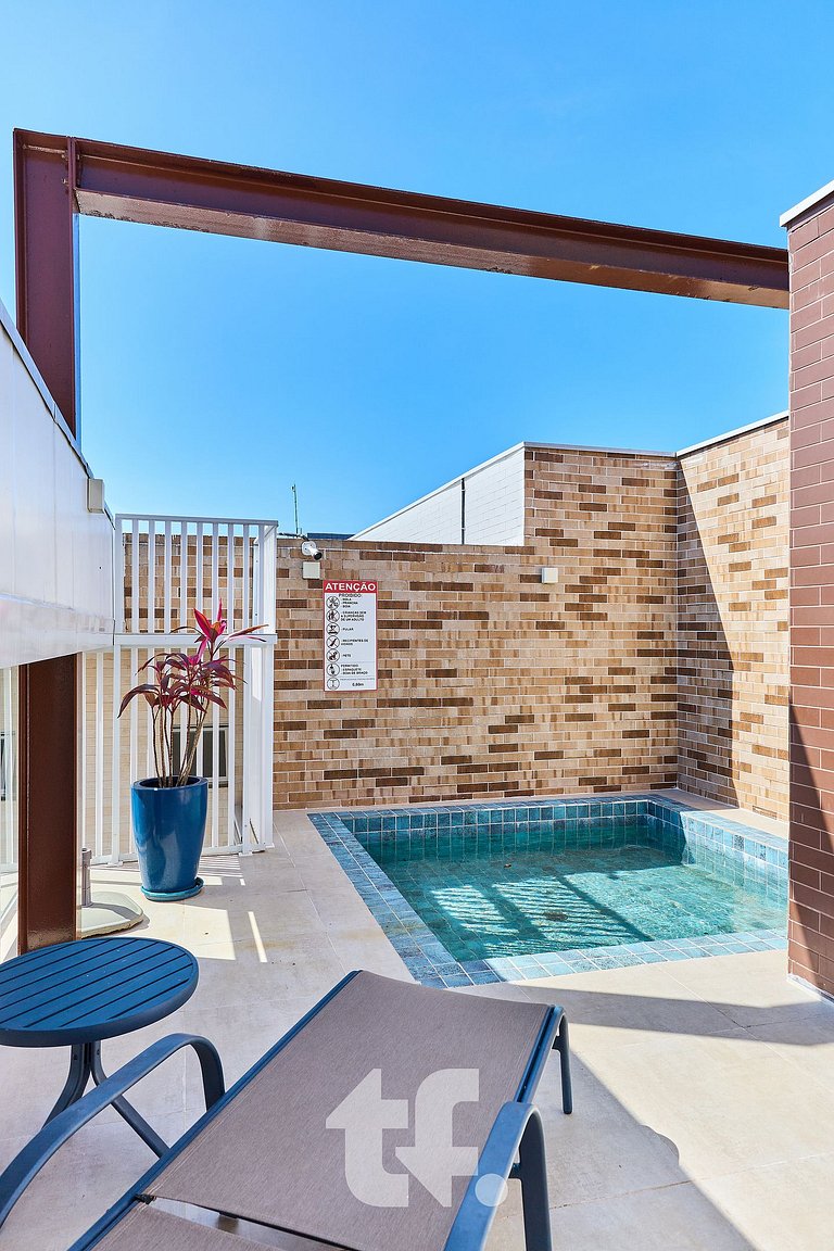 Beautiful Apartment on Toninhas Beach - REF LY06H