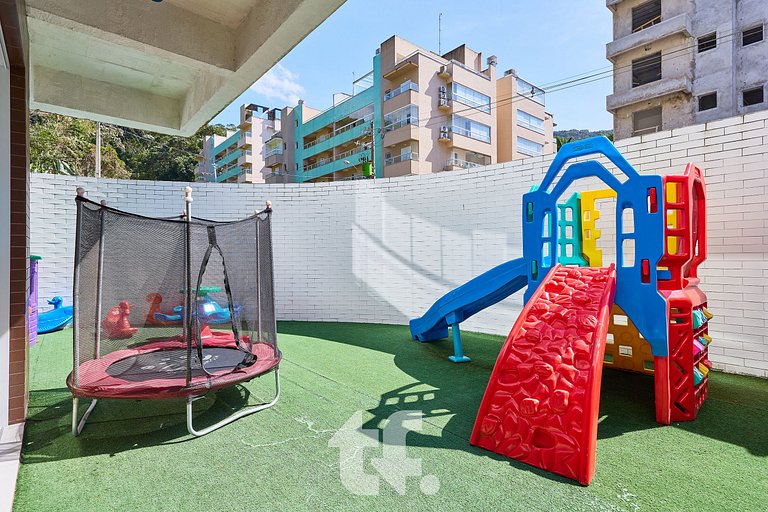 Beautiful Apartment on Toninhas Beach - REF LY06H