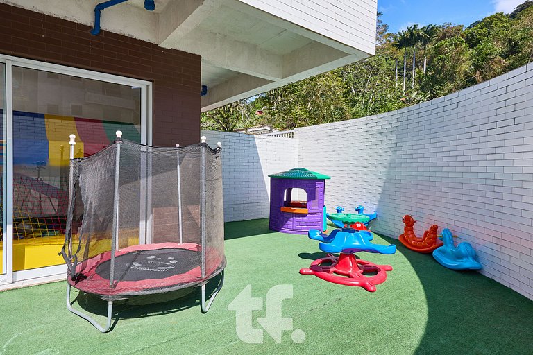 Beautiful Apartment on Toninhas Beach - REF LY06H