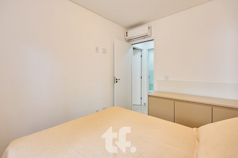 Apartamento na Praia Grande - REF AE03I