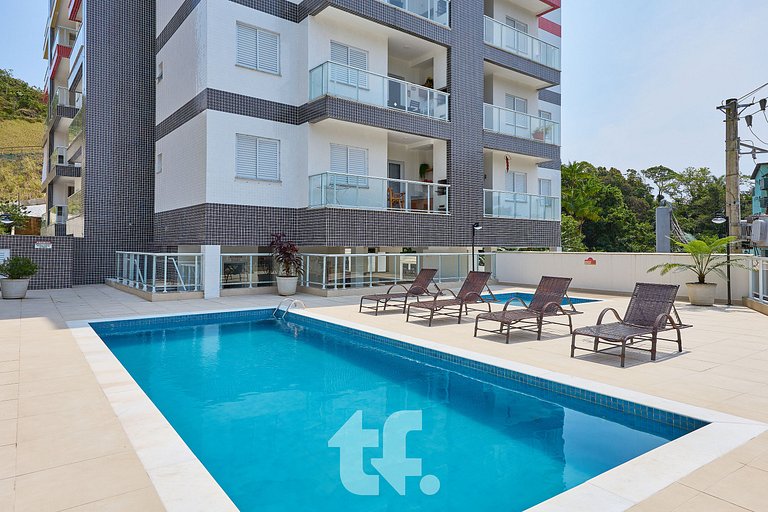 Apartamento na Praia Grande - REF AE03I