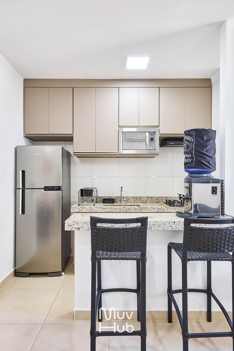 Apartamento novo com Ar Condicionado - REF JS45H