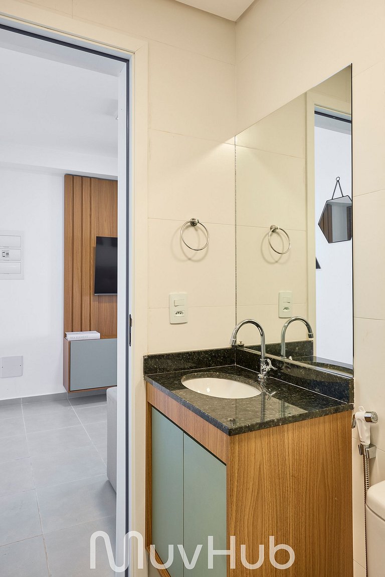 Toninhas 50m | Churrasqueira | Ar - Ref. GW02J