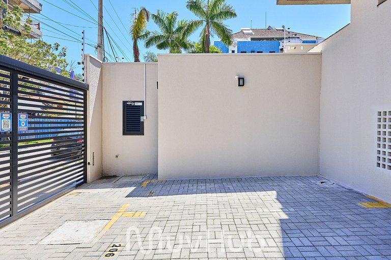 Toninhas 50m | Churrasqueira | Ar - Ref. GW02J