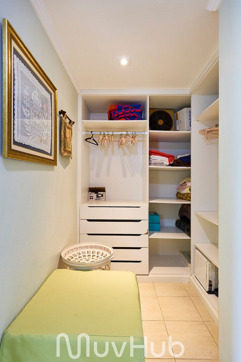 Apto Pé na Areia com Piscina e 3Q - REF HY02J