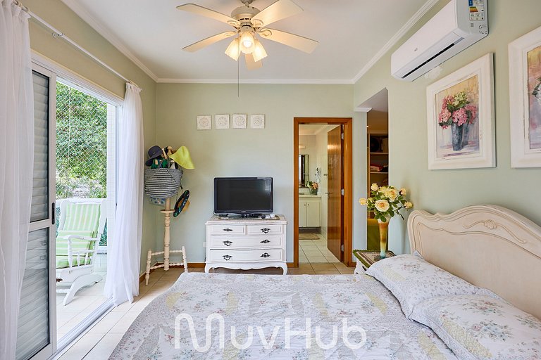 Apto Pé na Areia com Piscina e 3Q - REF HY02J