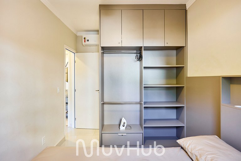 Gourmet Retreat: Pool, Sauna - AE04I