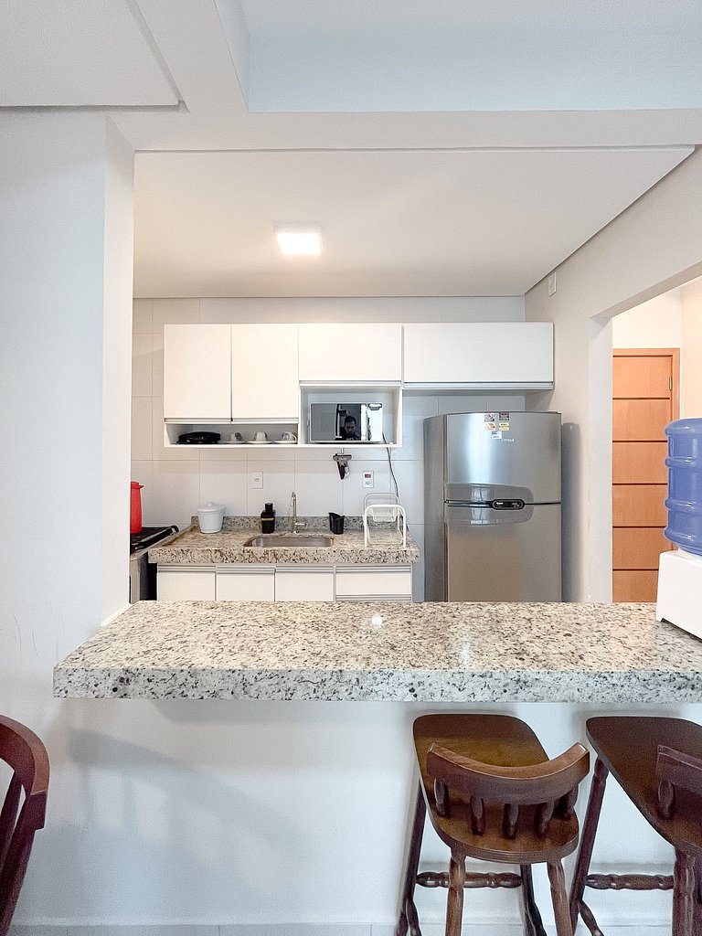 Apartamento com Sacada Gourmet - REF KC06H