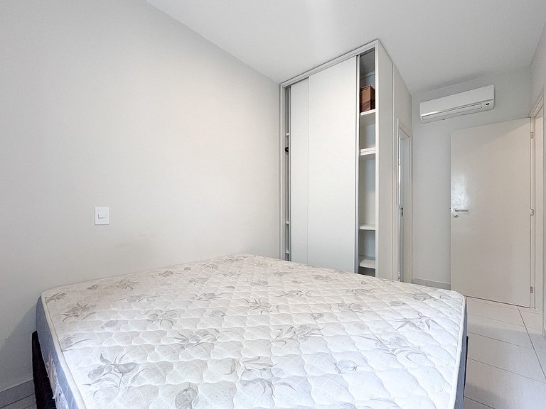 Apartamento com Sacada Gourmet - REF KC06H