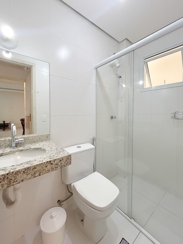 Apartamento com Sacada Gourmet - REF KC06H