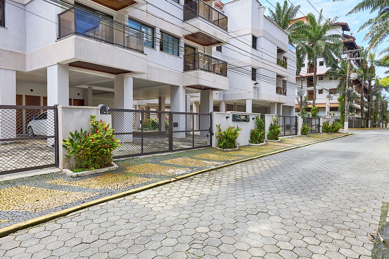 Apartamento na Praia Grande, Ubatuba | REF OH01J